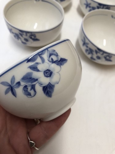 5 HANAE MORI Tableware Yamaka Fine Porcelain Blue Cherry Blossom Tea Bowls EUC - Picture 2 of 10