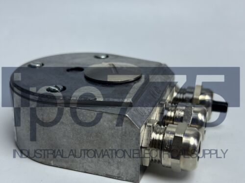 1PCS NEW SICK AD-ATM60-KA3PR 2029225 Adapter encoder Fast delivery - Picture 3 of 7