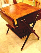 carrellino portatelevisore in legno  anni 50 restaurato vintage nero e radica
