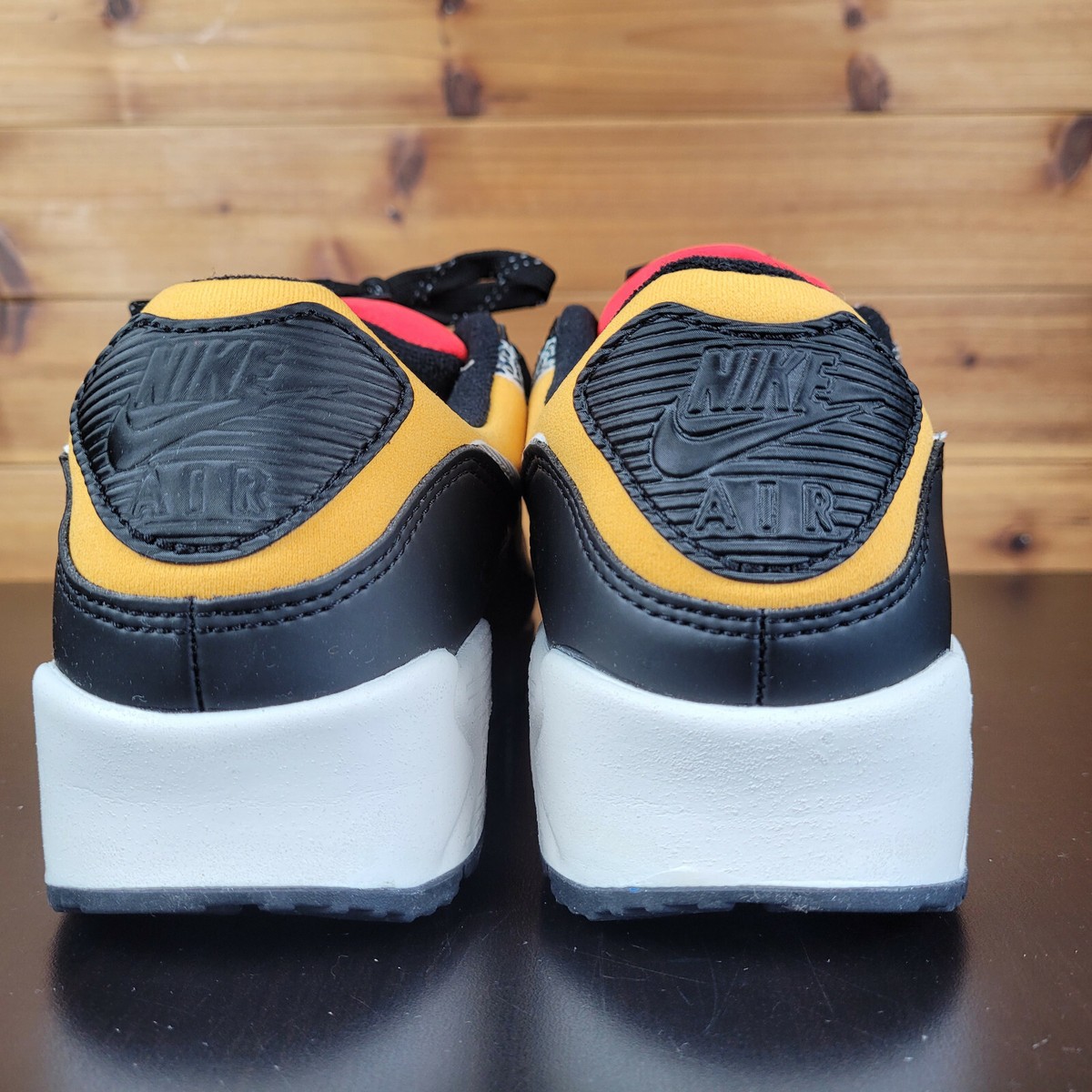 Nike Air Max 90 SE Shoes Black Phantom Chile Red DC9446-001