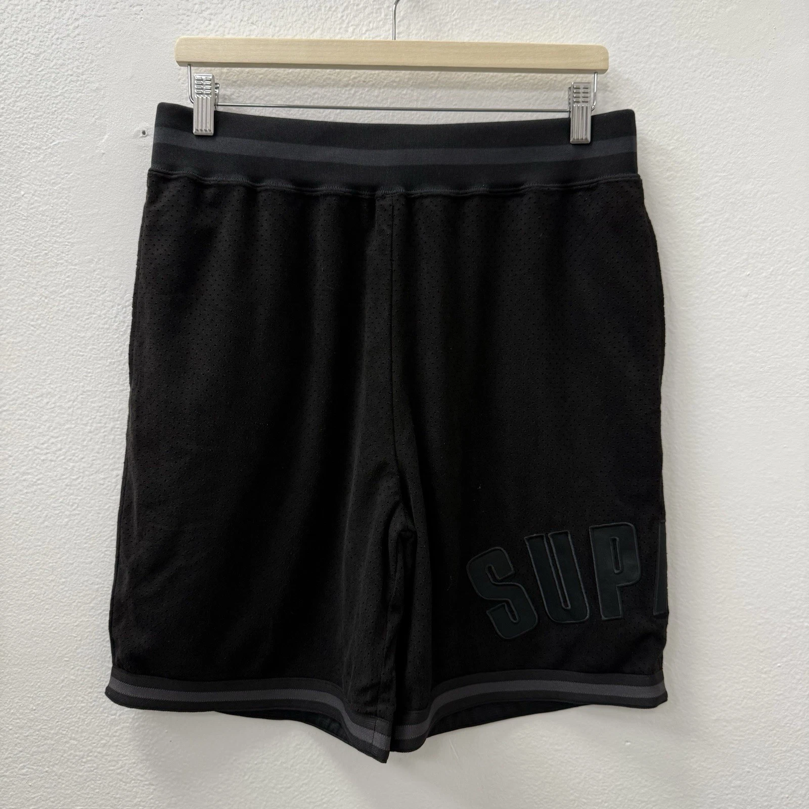 Short Supreme 24SS maille ultrasuède taille S polyester noir uni