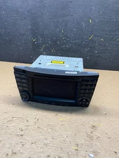 2003 2008 Mercedes E320 Head Screen Display Radio CD Player Stereo S6733 DG