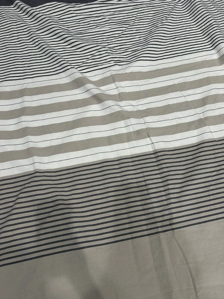 Funda nórdica Pottery Barn Kids algodón a rayas neutra doble Foto 3 de 4