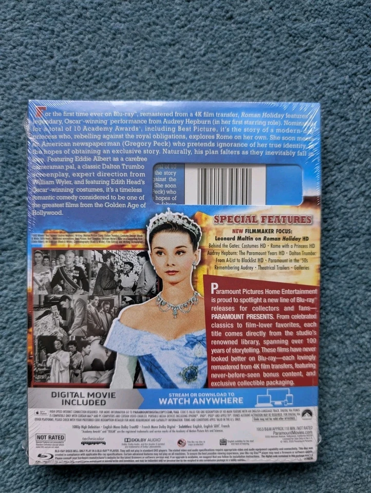 Roman Holiday Bluray . Paramount Presents Restored REGION FREE Edition.  SEALED  - Image 2 of 2