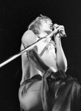 Vintage Black & White Rod Stewart Live On Stage Preforming Photo #1315