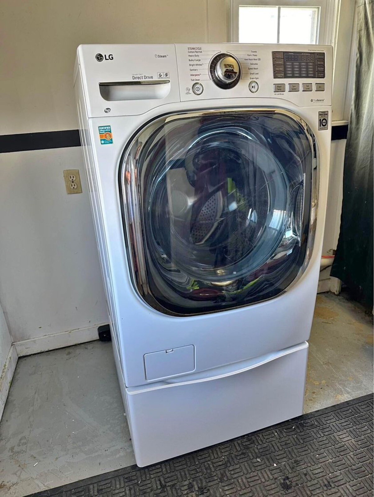 LG 27 inch Front Load Smart Washer/Dryer Combo WM3997HWA eBay