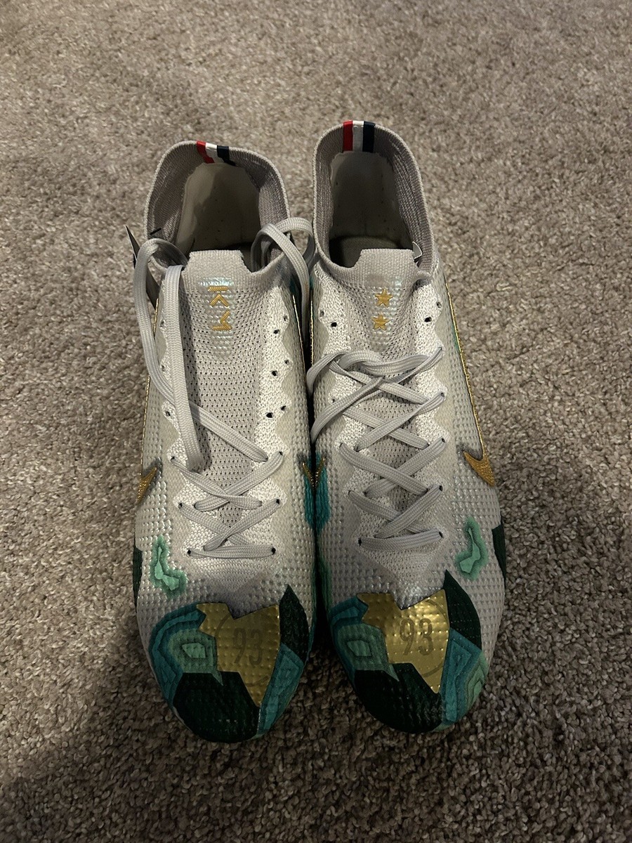 Size 9 - Nike Mercurial Superfly 7 Elite SE FG Grey Electro Size 9 - Nike Mercurial Superfly 7 Elite SE FG Grey Electro