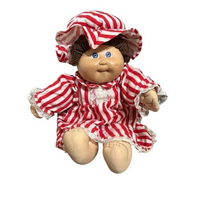 Vintage Cabbage Patch Brown Haired Girl Wearing Pajamas