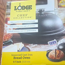 Lodge Chef Collection Seasoned Cast Iron Bread Oven w/ Lid 9.7in Black