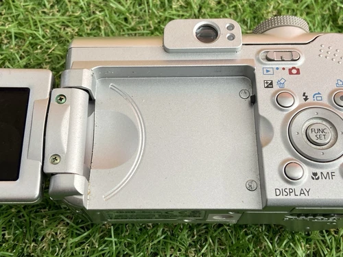 Canon PowerShot A610 5.0MP Compact Digital Camera Silver Tested - Picture 10 of 11