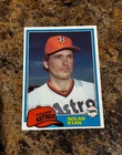 Nolan Ryan (Astros) 1981 Topps Vintage MLB   - #240  NM+ Condition!