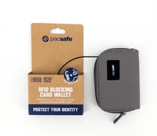Pacsafe® RFIDsafe™ RFID Blocking Card Wallet