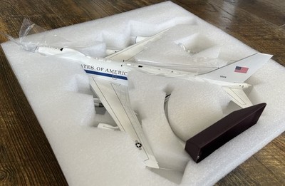 GEMINI JETS 1:200 scale USAF BOEING E-4B NIGHTWATCH 