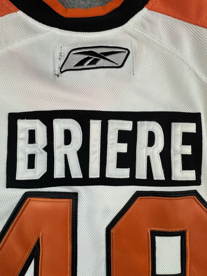 Philadelphia Flyers Daniel Briere Jersey Mens Size 50 2010 Winter Classic Reebok - Image 4 of 4