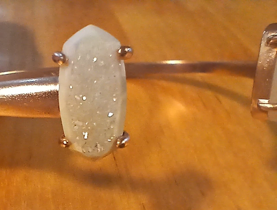 Brazalete Brazalete Vintage Kendra Scott Brazalete Iridiscente Drusy Cuarzo Oro Rosa Raro Foto 2 de 4