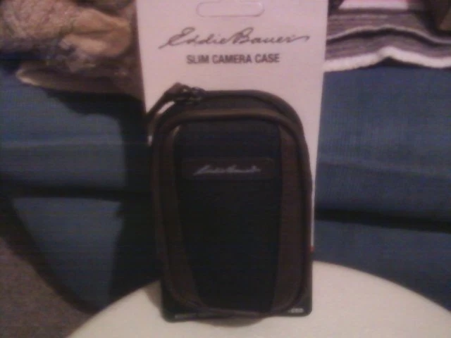 Eddie Bauer Camera Case (WAIST/BELT PACK)--Fits Most Slim Cameras - Image 2 of 2