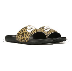 cheetah print nike slides