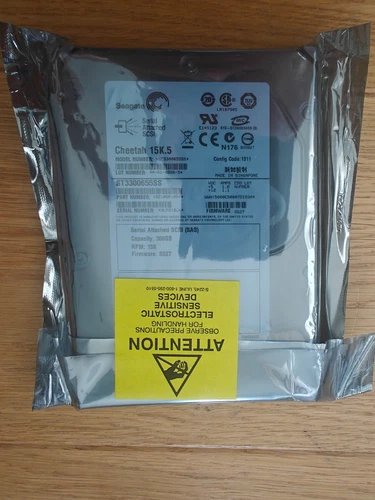 Seagate 300GB 15K RPM 3.5" SAS HDD ST3300655SS Server Hard Drive - NEW UNOPENED!