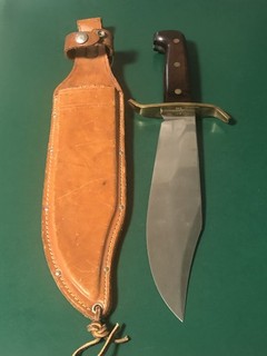 W 49 USA Western Vietnam era Bowie knife with leather scabbard nice condition