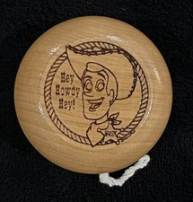 Toy Story 2 With Woody Old-fashion Wooden Yo-yo. Pixar Employee Store RARE HTF