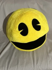 NWT Large Pac-Man Plush Round1 Exclusive 