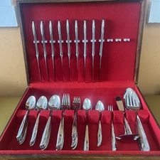 NEW! 80 pcs TWIN STAR Oneida Community Stainless flatware atomic star MCM 9+ Box