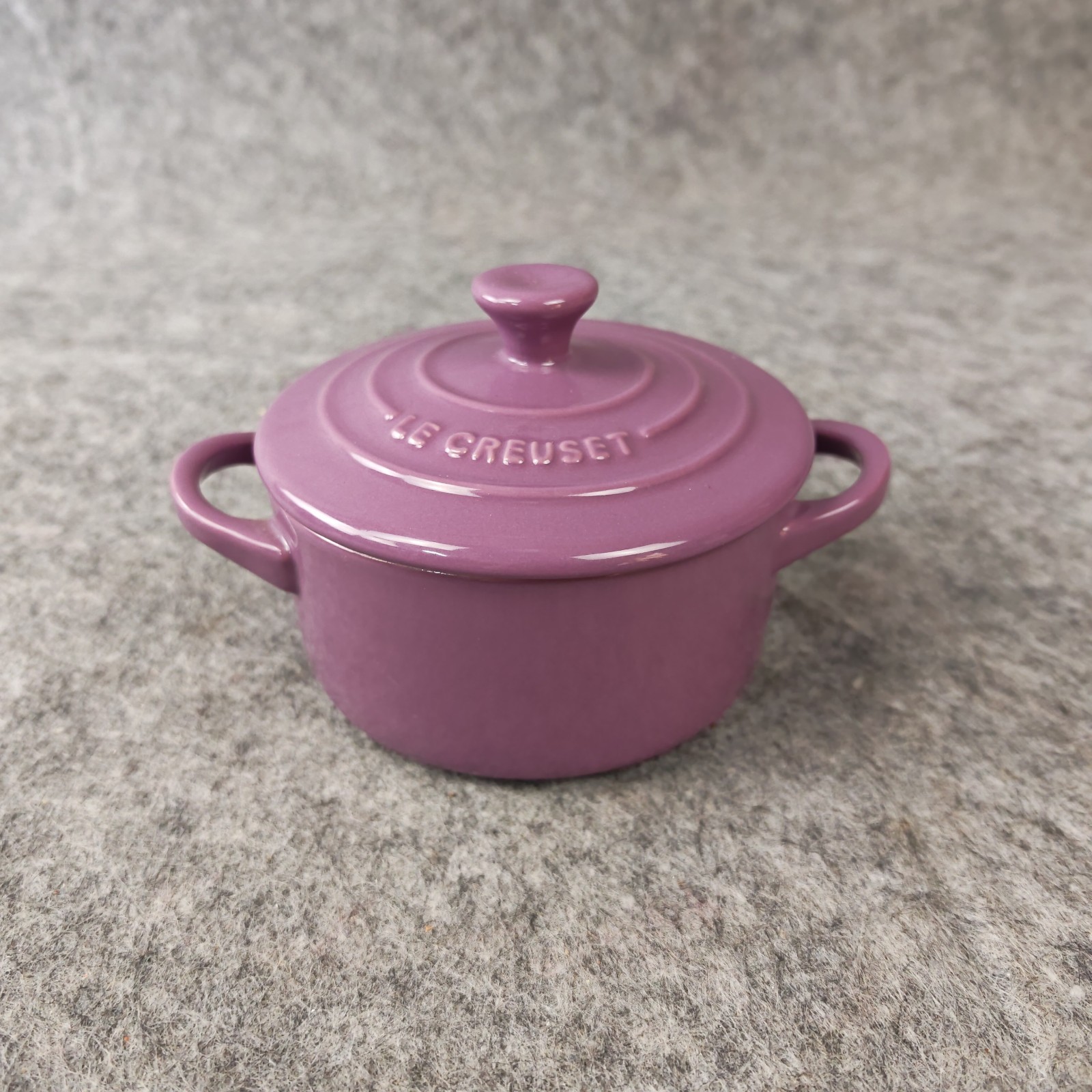 Le Creuset 10cm 8oz Mini Petite Round Casserole Cocotte Purple Very RARE!
