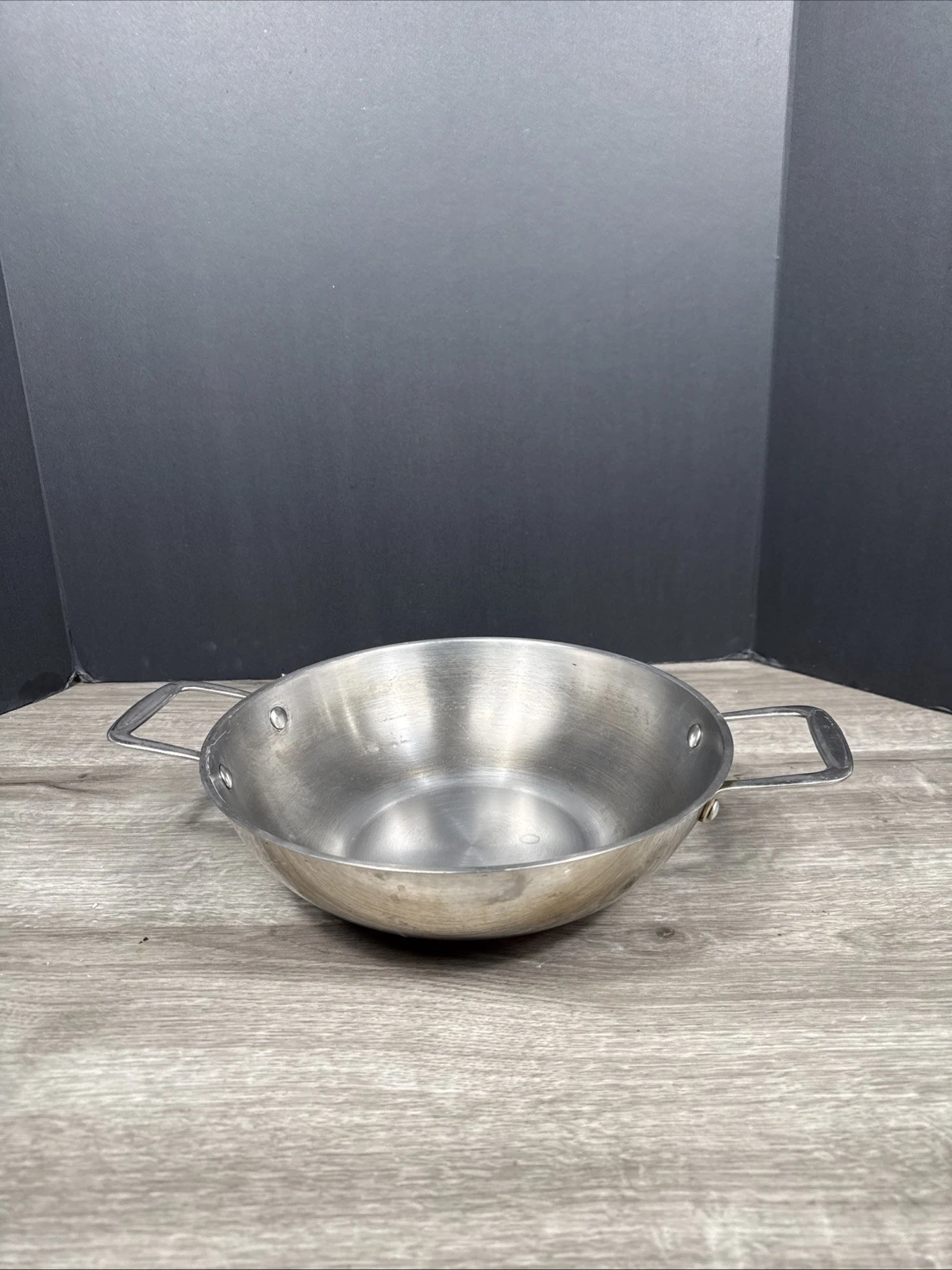 PALM RESTAURANT 11” copper base wok with double handles. No Lid