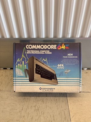 Commodore 64 Vintage Home Computer Model/MPN 64 w/ Original Box
