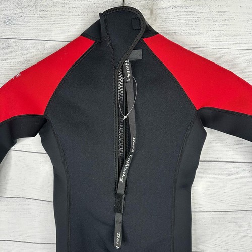 Dark Lightning size Small Super Stretchy Neoprene Kids WetSuit Black Red - Picture 8 of 8