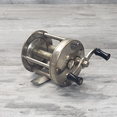 Vintage Shakespeare Triumph Model 1958 Baitcast Fishing Reel | eBay Vintage Shakespeare Triumph Model 1958 Baitcast Fishing Reel | eBay