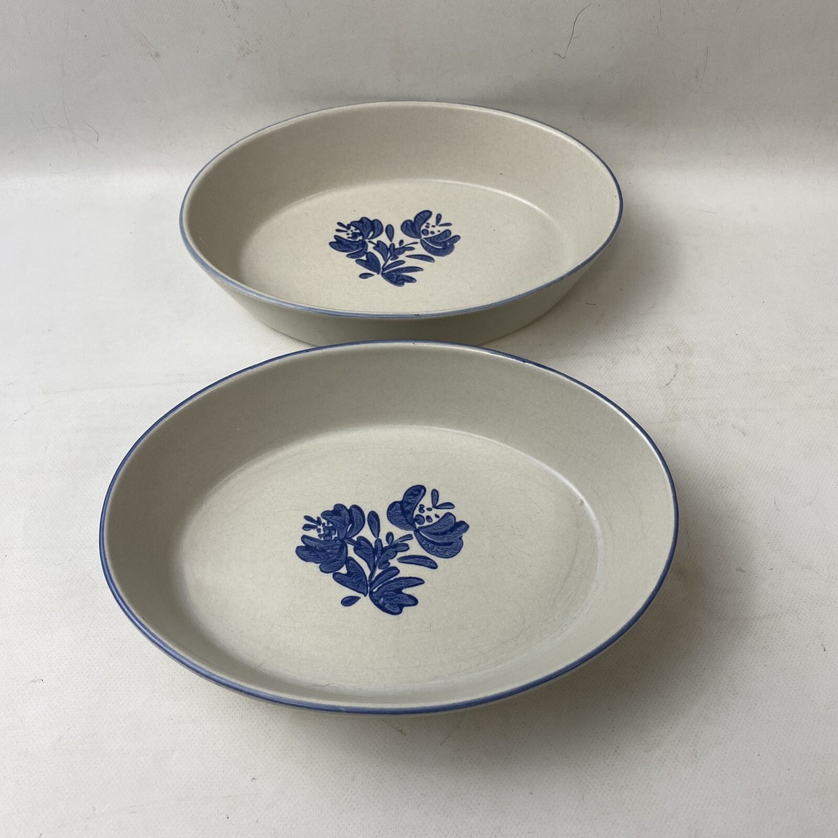 Pfaltzgraff 'Filigree' 32 piece Dinnerware