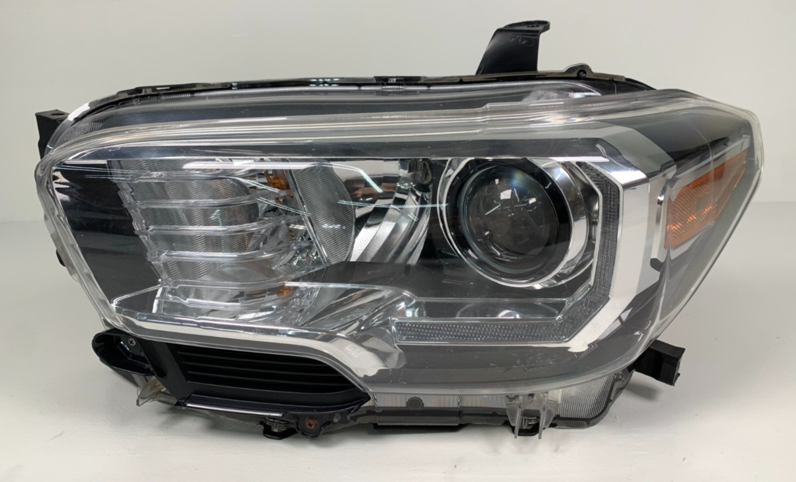 2016-2023 Toyota Tacoma Left Driver Side Chrome Halogen w/LED Headlight Lamp OEM