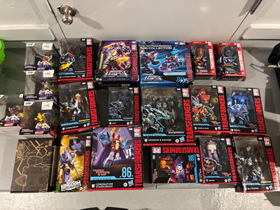 Hasbro Takara Tomy Transformers Mixed Lot 10+ Boxed Optimus Prime Starscream