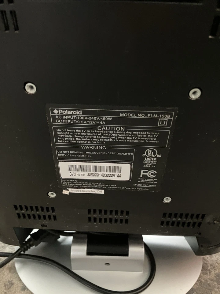 Polaroid FLM-153B 15" LCD TV - Image 2 of 2