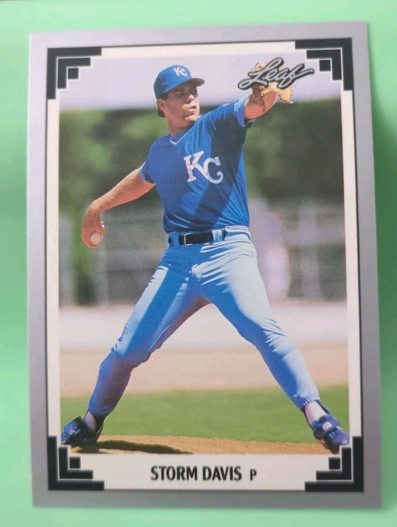 1991 Leaf - Storm Davis #161 - Kansas City Royals 