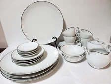 Johann Haviland Six Piece Place Setting x 4, Creamer, Sugar Bowl-26 pieces!