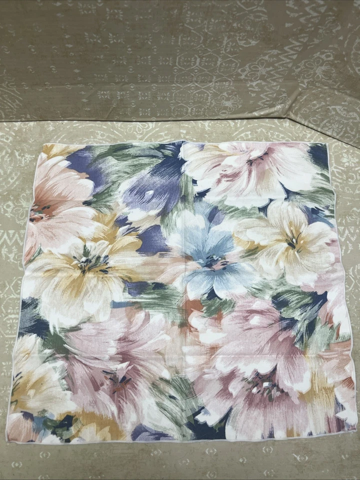 Vintage Handmade Floral Rectangular Cloth Napkins Set of 8 Retro Dining - Image 3 of 4
