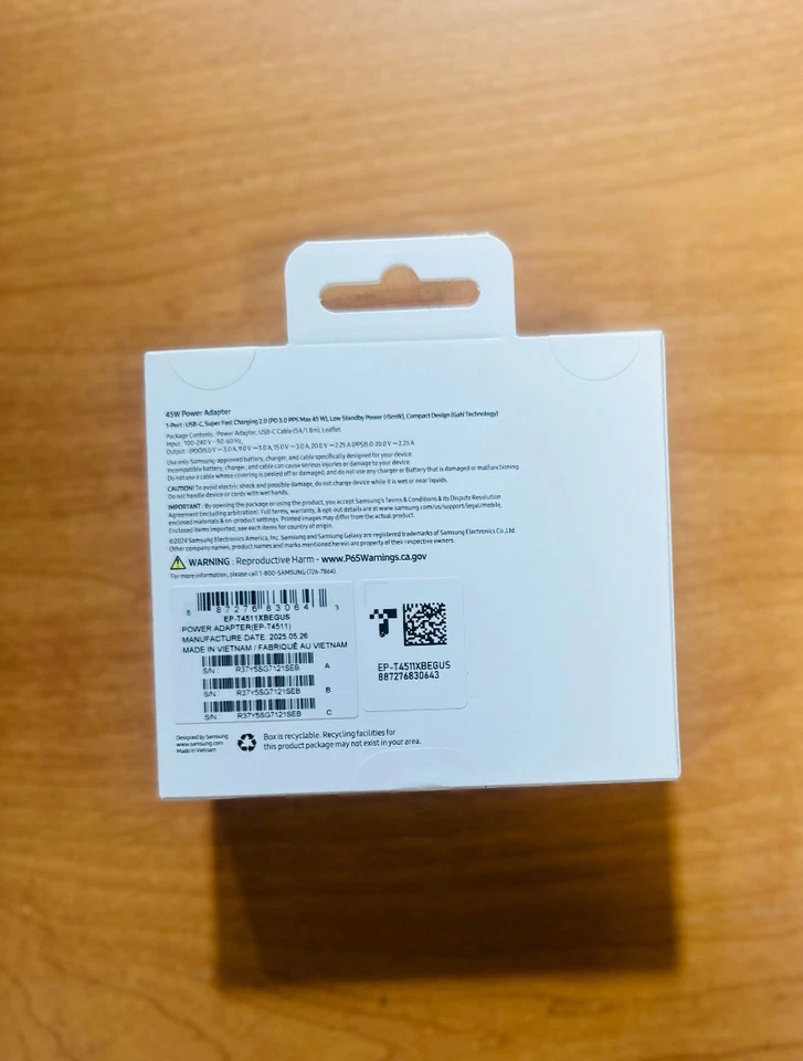 Samsung 45W Super Fast Charging USB-C Wall Adapter w/Type C Charging Cable OEM - Image 3 of 4