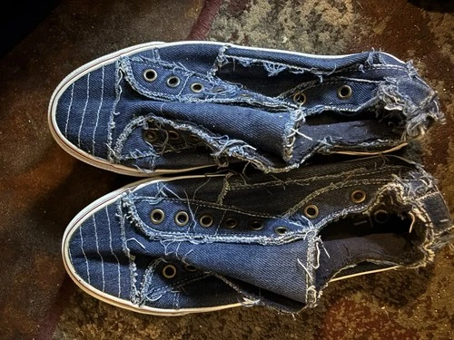YOKI Blue Denim Casual  Sneakers Size 8