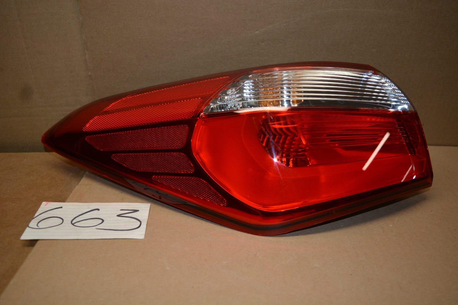 14 15 16 Kia Forte DRIVER Side Tail Light Used Rear Lamp #663-T 