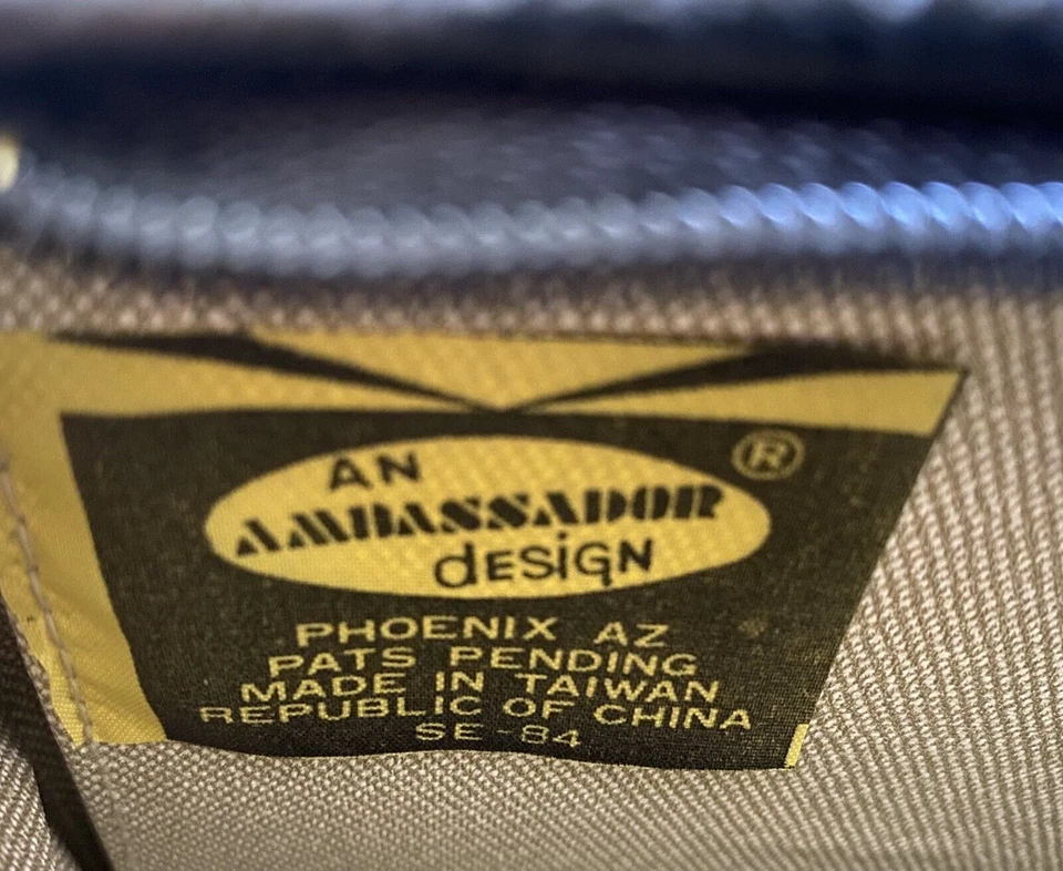 De Colección Bolso de Mano Búho Joyado Retro Años 60 70 Enid Collins Estilo Cartera Por favor Leer Foto 2 de 4