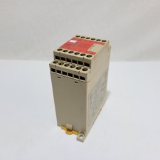 OMRON G9SA-501 Safety Relay Unit  24VAC/DC Solid State G9SA501
