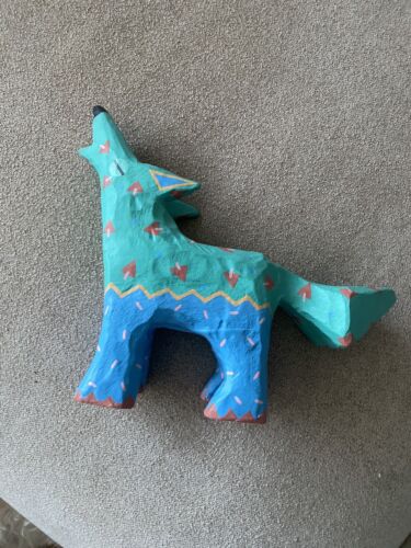 Howling Coyote Sculpture 1990 Santa Fe style Southwestern 8 Inches Tall