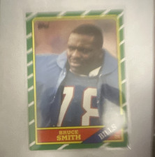 Topps 1986 Topps Bruce Smith Buffalo Bills Rookie #389 Football Card NFL. rookie card picture