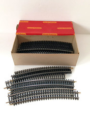 Hornby R608 Single Curved steel Track   x30 pieces- 3rd Radius - Austria