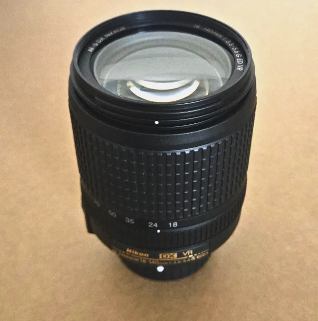 Nikon AF-S DX NIKKOR 18-140mm f3.5-5.6G ED VR Zoom Lens + Front & Rear Caps - Image 2 of 4