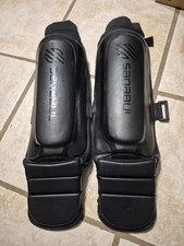 SZ XS Sanabul Essential Sleeve Kickboxing Shin Guards MMA Shin Guards Muay Thai