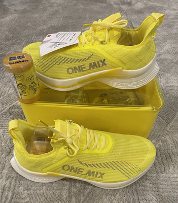ONEMIX Size 12.5 Carbon Plate Marathon Running Racing Mens Shoes Ultra-light