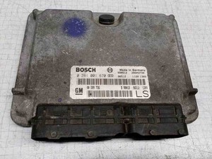 OPEL ASTRA H Estate L35 Motorsteuergerät ECU 90589736 0281001670 1.70 32622055
